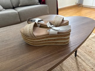 Sandalias cuña Oh! Isabella Talla 37