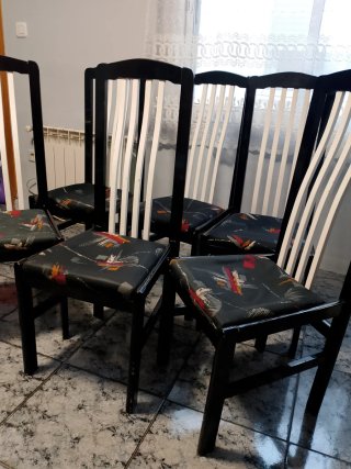Mesa comedor y 6 sillas negras