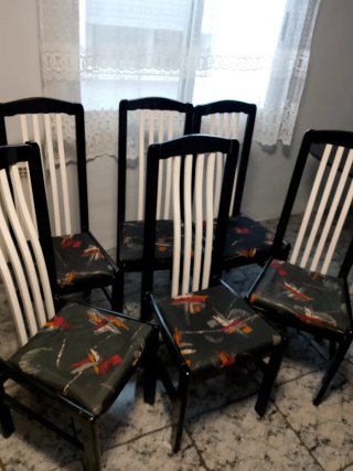 Mesa comedor y 6 sillas negras