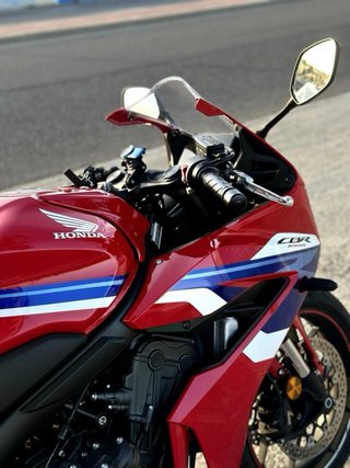Honda CBR 650R E Clutch 2025 Roja