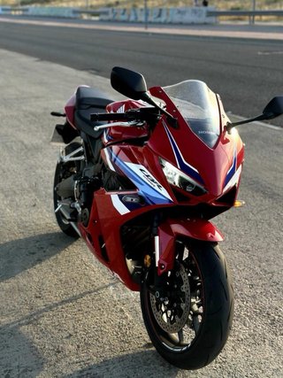 Honda CBR 650R E Clutch 2025 Roja