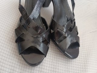 Sandalias Paco Herrero charol negro talla 41