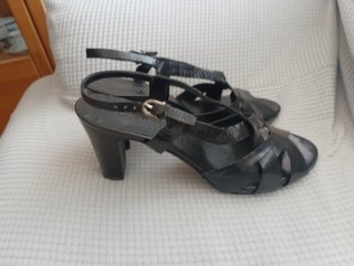 Sandalias Paco Herrero charol negro talla 41