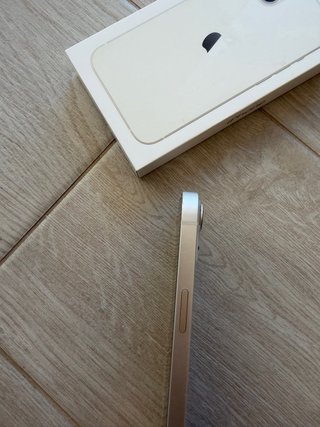 iPhone 13 128GB + 7 fundas regalo (con caja+cable)