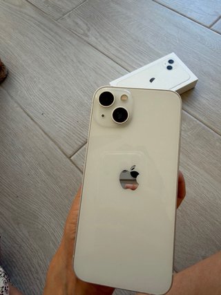 iPhone 13 128GB + 7 fundas regalo (con caja+cable)