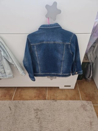 2 Chaquetas Vaqueras Zara y Mayoral 4 Años