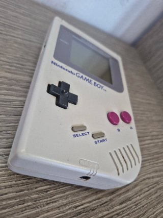Nintendo Game Boy DMG-01 con Golf