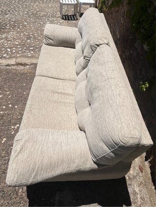 Sofá de 2 plazas en tela beige