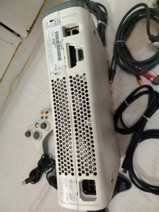 Consola Xbox 360 y Accesorios