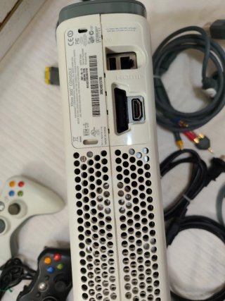 Consola Xbox 360 y Accesorios