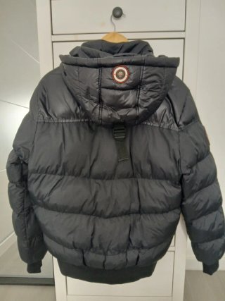 Cazadora Canadian Peak Negra. Talla L (poca talla)