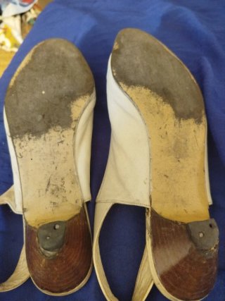 Zapatos KIM verano beige talla 39