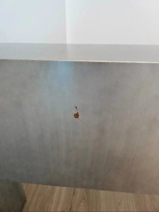 Consola gris metal y madera