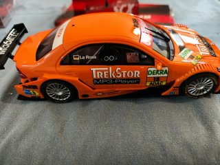 Coche Scalextric AMG Mercedes C-Klasse DTM