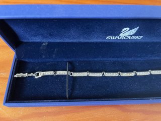 Pulsera Swarovski Plata