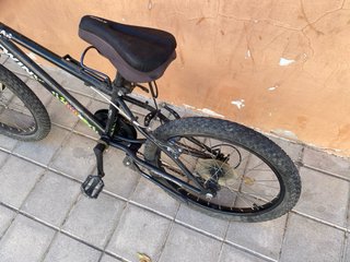 Bicicleta infantil B'TWIN 20 con suspensión