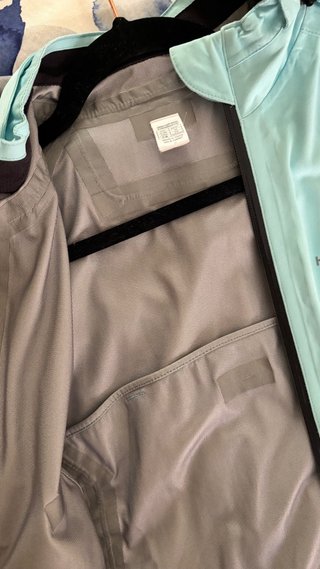 Cortavientos impermeable Decathlon Talla S