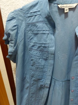 Camisa Stradivarius azul manga corta talla M