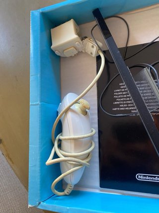 Nintendo Wii + Wii Sports