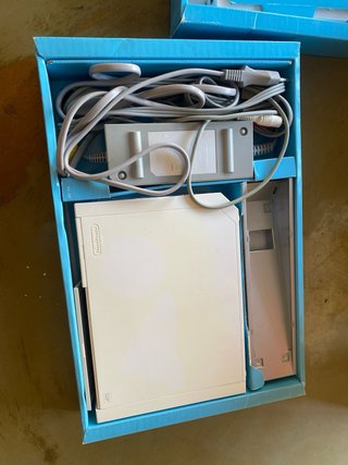 Nintendo Wii + Wii Sports