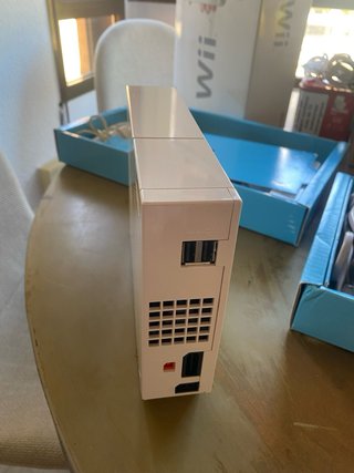 Nintendo Wii + Wii Sports