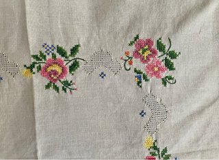 Tovaglietta vintage anni '60 ricamata