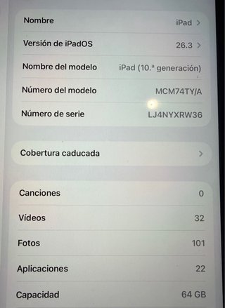iPad 10ª Gen Plateado + Funda Azul