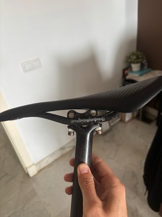 Tija de carbono