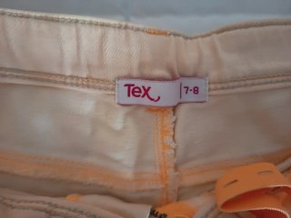 Pantalones cortos niña vaqueros y rosas
