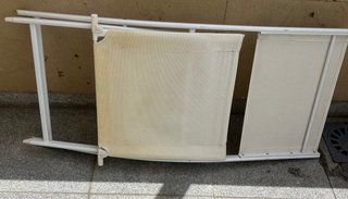 Conjunto mesa y sillas terraza cristal