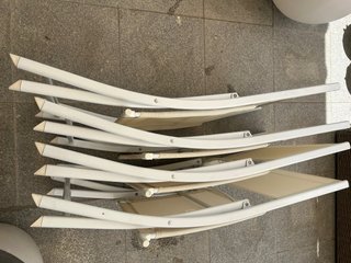 Conjunto mesa y sillas terraza cristal