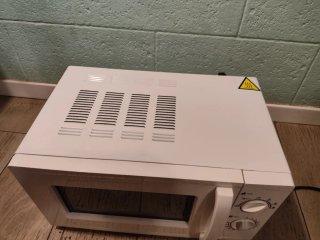 Microondas blanco