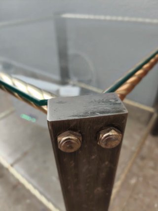 Mesita auxiliar cristal y metal vintage