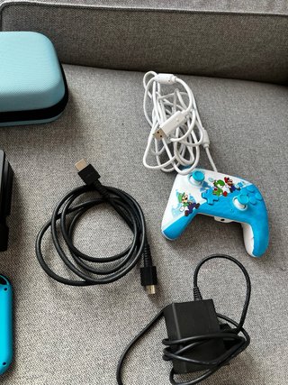 Nintendo Switch Completo con Accesorios