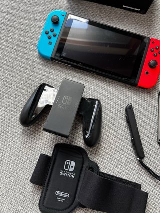 Nintendo Switch Completo con Accesorios