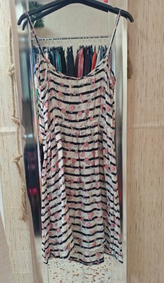 Vestido Pimkie rayas y flores