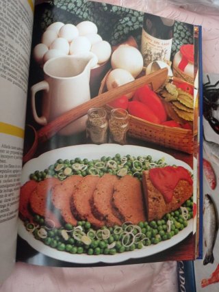 El Mundo de la Cocina. Huevos, puddings y patés