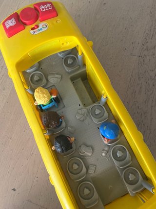Autobús Escolar Fisher Price Amarillo