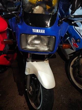 Yamaha FZ750 Génesis 2MG Original