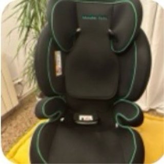 Silla de coche infantil negra ISOFIX