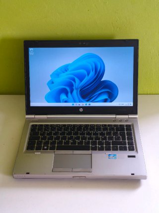 HP Elitebook i5 | SSD | Bat 4H