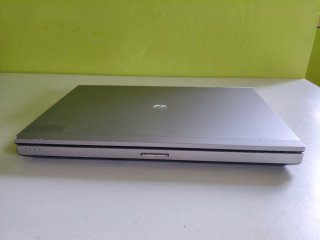 HP Elitebook i5 | SSD | Bat 4H