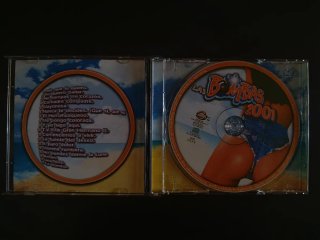 CD Las Bombas 2001 - 18 Temas