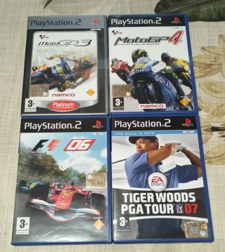 Lotto 4 giochi PlayStation 2 racing