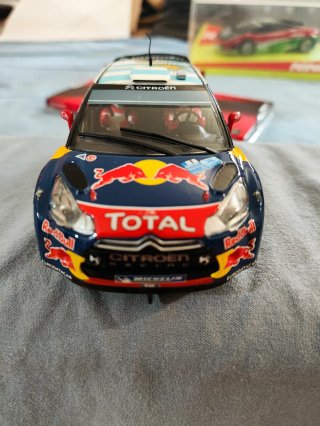 Scalextric Citroën DS3 WRC S. Loeb