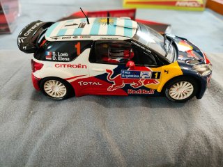 Scalextric Citroën DS3 WRC S. Loeb