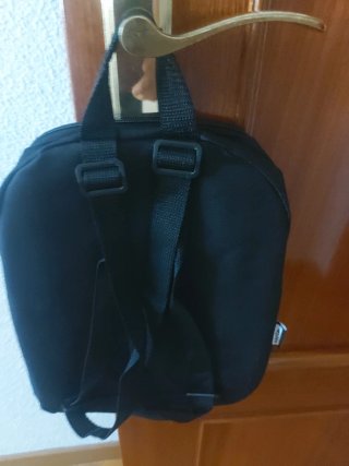 Mochila pequeña negra