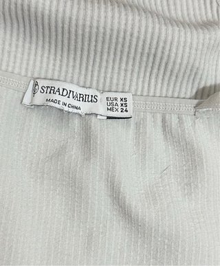 Top Stradivarius, Talla XS