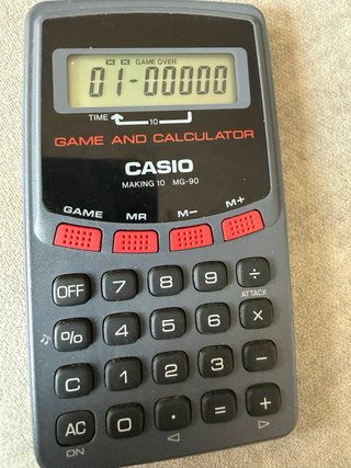 Calculadora Casio MG-90 Game & Calculator