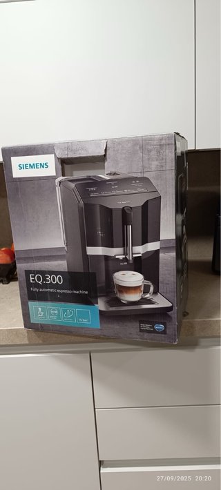 Cafetera Siemens EQ300 Automática
